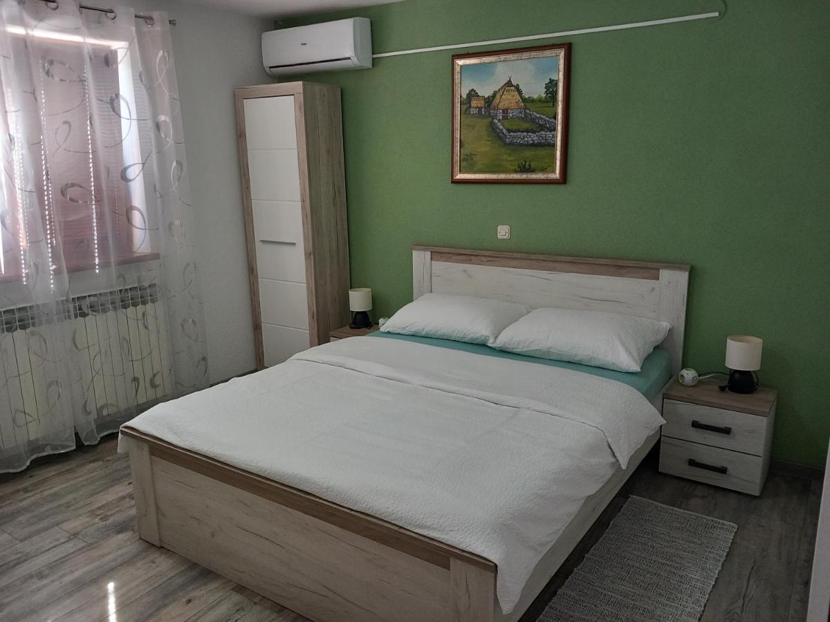 Guesthouse Mario Korenica Eksteriør billede