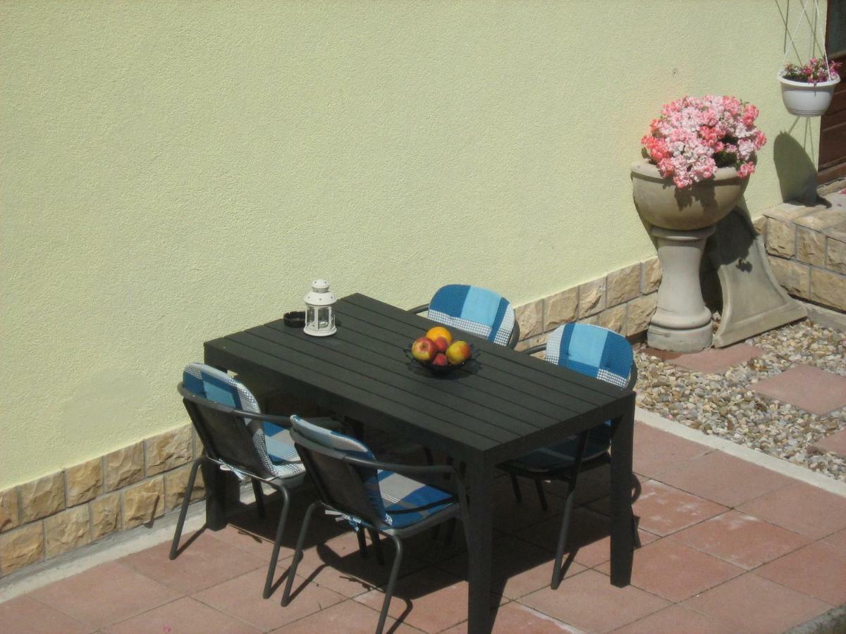 Guesthouse Mario Korenica Eksteriør billede